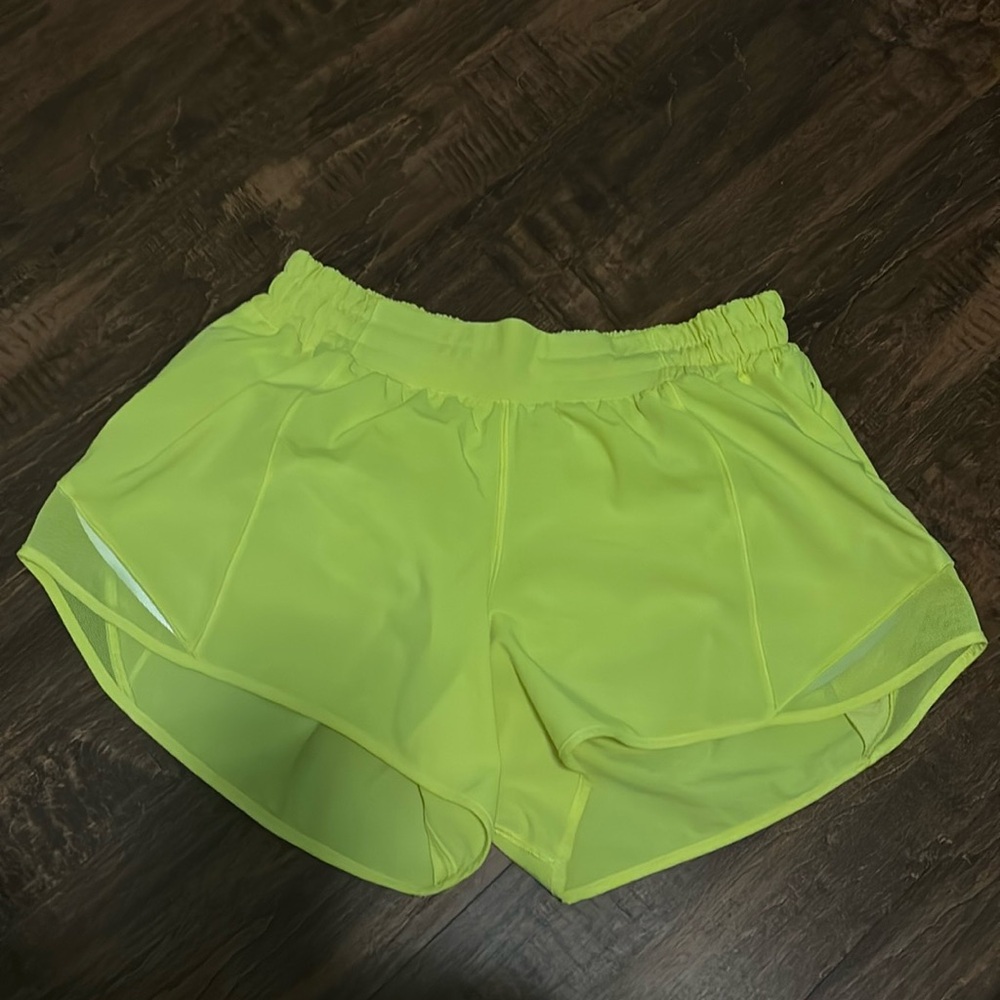 Lululemon Hotty Hot Shorts Size 8